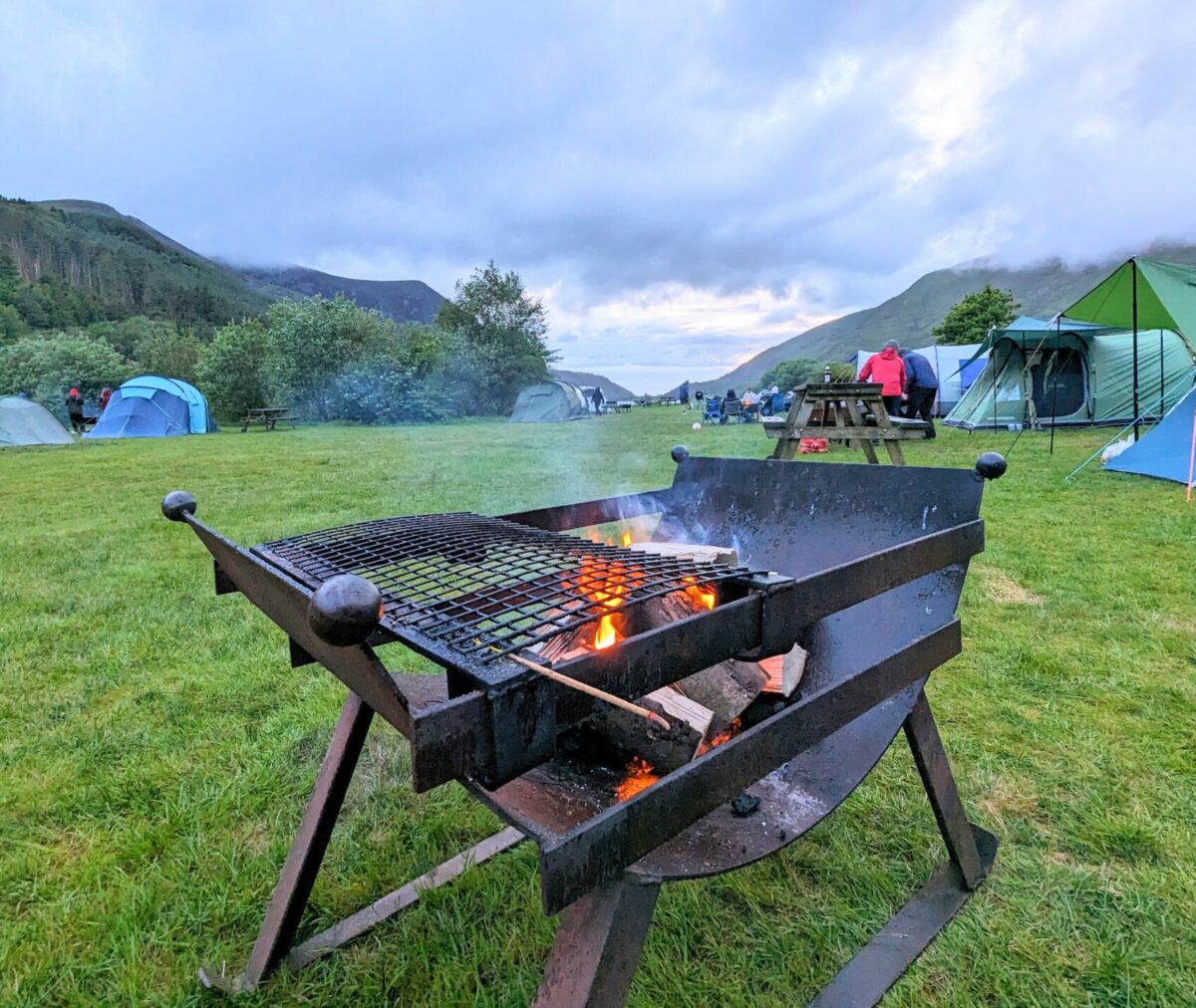 Tips for Choosing The Right Size Tent for Family Campers - Family Tent Guide