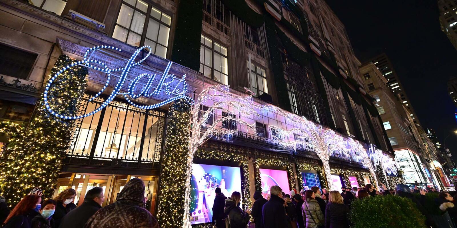 Saks Fifth Avenue NYC Holiday Windows at Saks Fifth Avenue NYC
