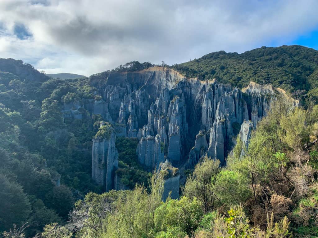 putangirua pinnacles