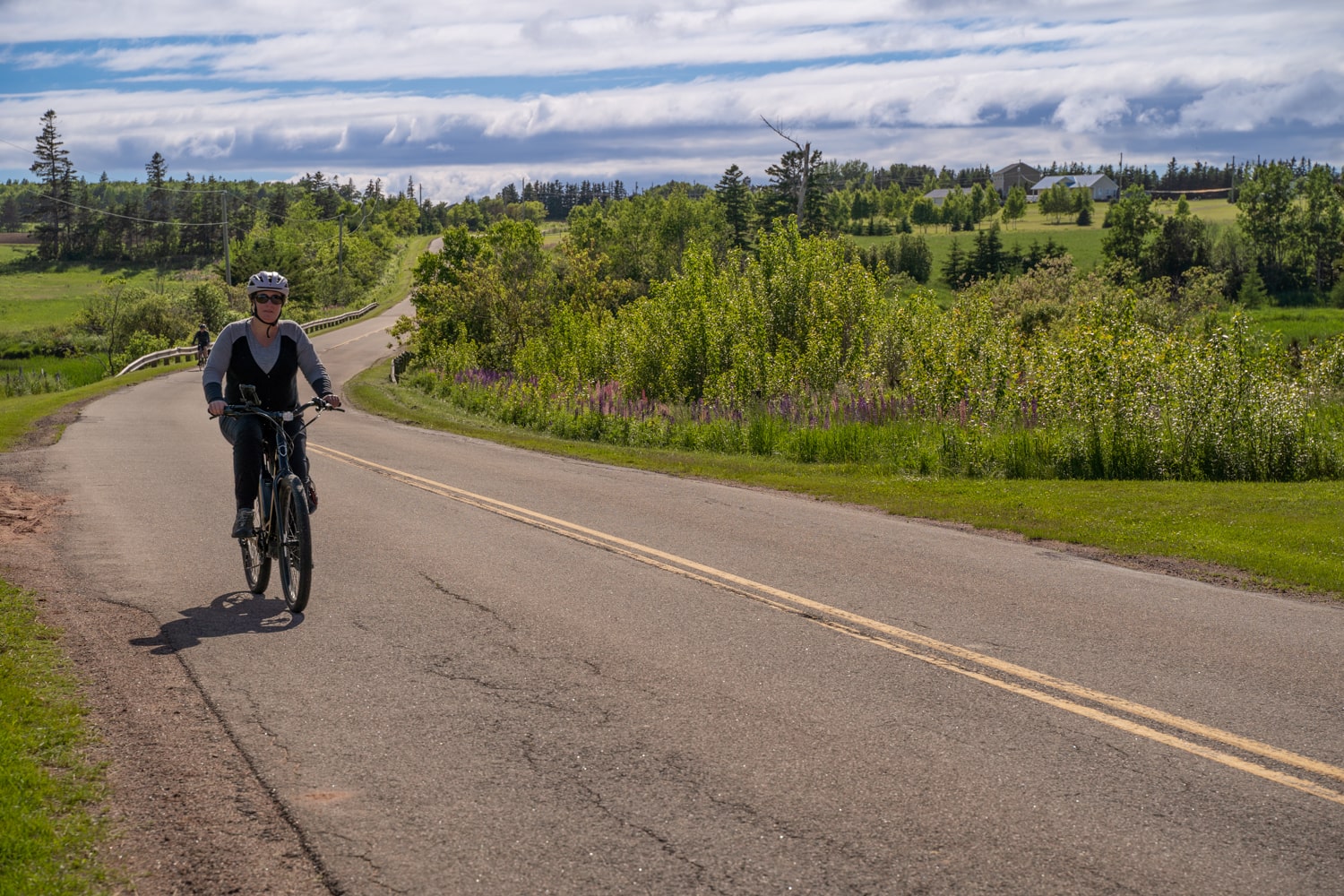 self guided cycle pei